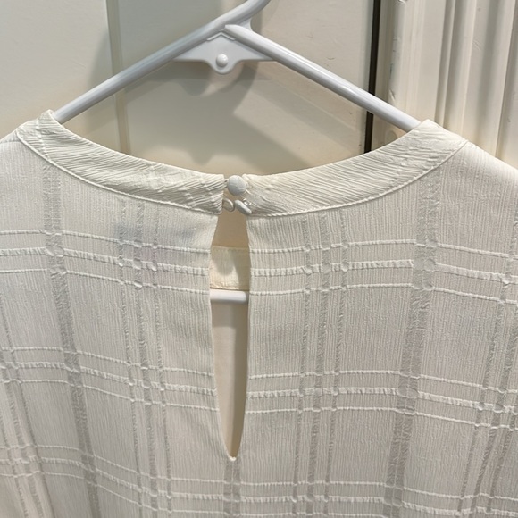 Cream Patterned Top - Picture 4 of 5